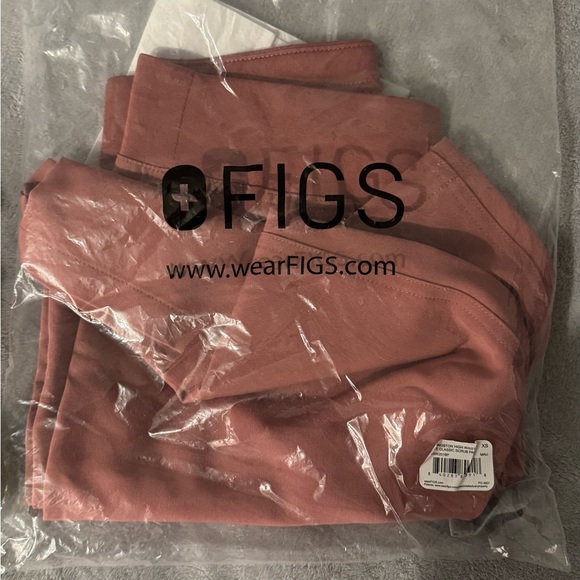 FIGS Mauve High Waisted Livingston Scrub Pant - Picture 3 of 3